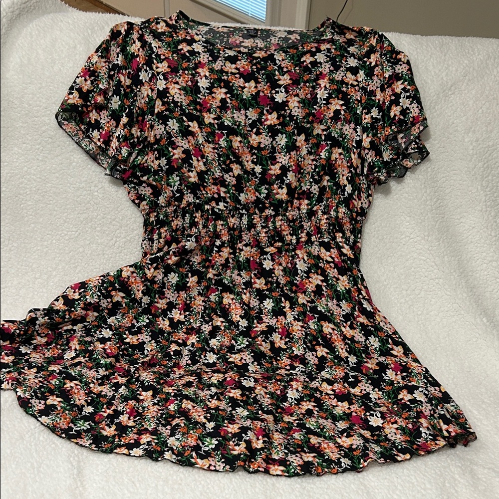 SHEIN Multicolor Floral Blouse
